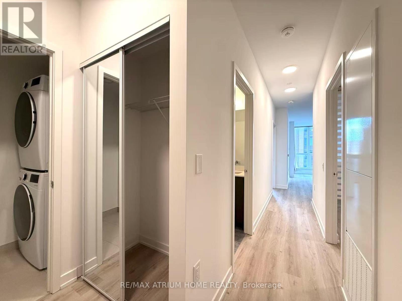 407 - 395 Square One Drive, Mississauga, Ontario  L5B 0P6 - Photo 8 - W12459068