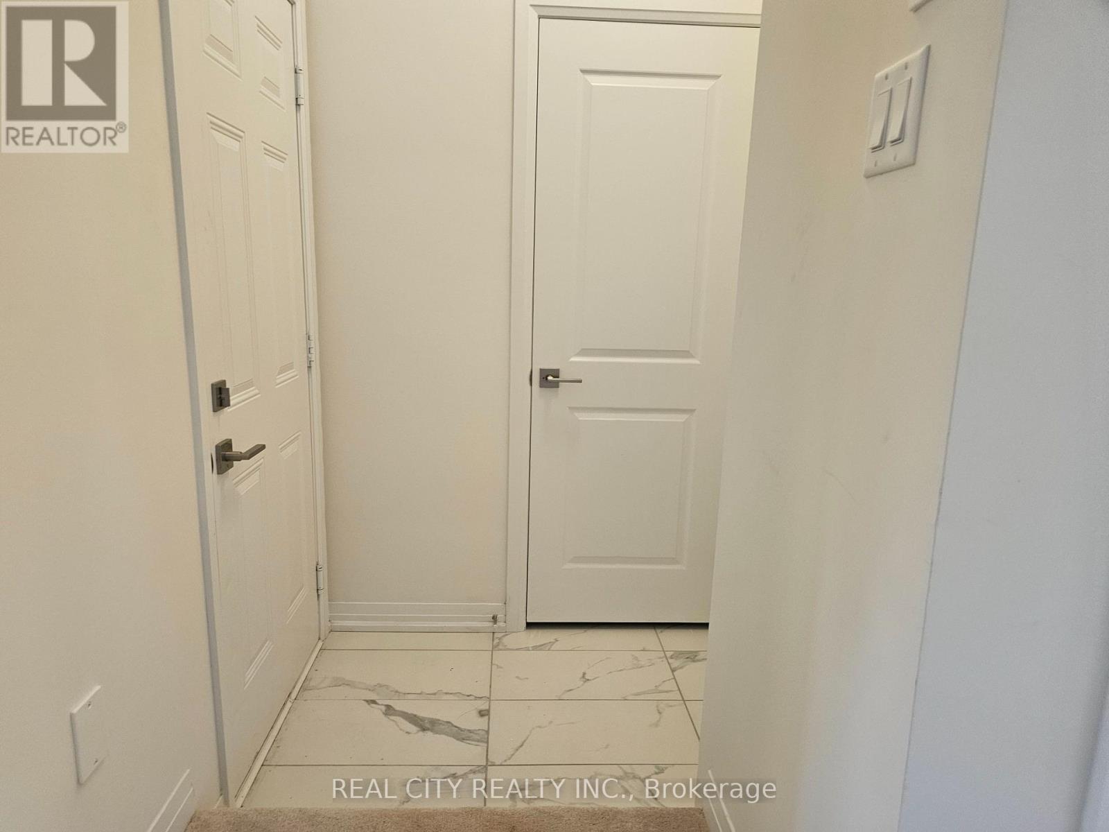 48 Mckernan Avenue, Brantford, Ontario  N3V 0C2 - Photo 7 - X12459070
