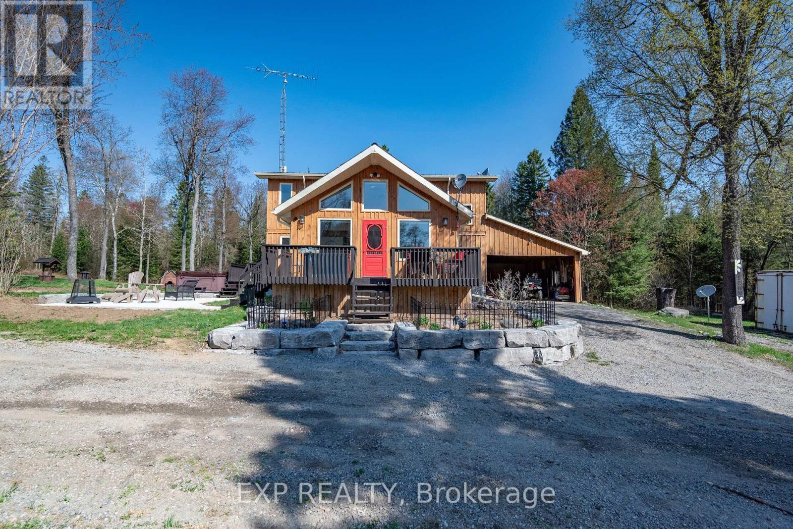 5490 LOOP ROAD, Highlands East, Ontario