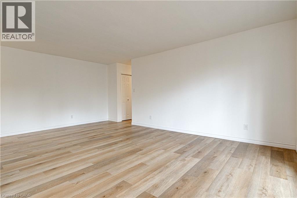 283 Fairway Road N Unit# 405, Kitchener, Ontario  N2A 2P1 - Photo 6 - 40778093