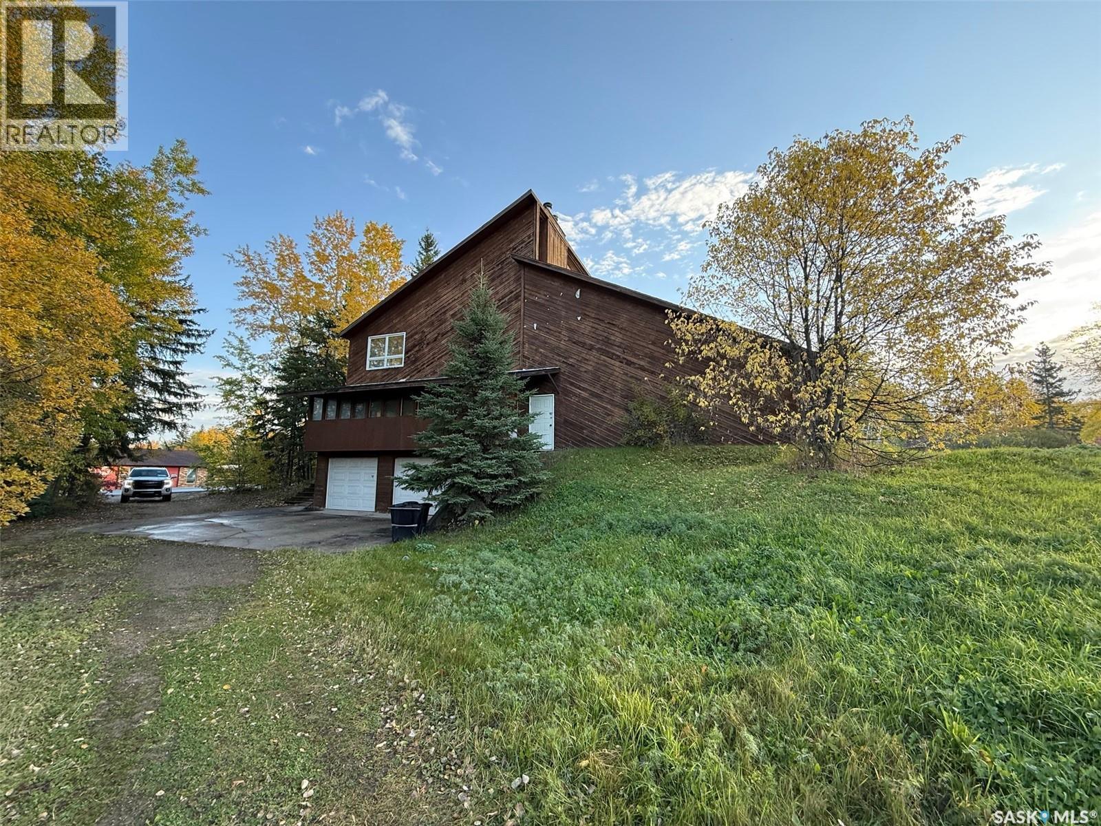 130 Anson Street, Air Ronge, Saskatchewan  S0J 3G0 - Photo 3 - SK020704