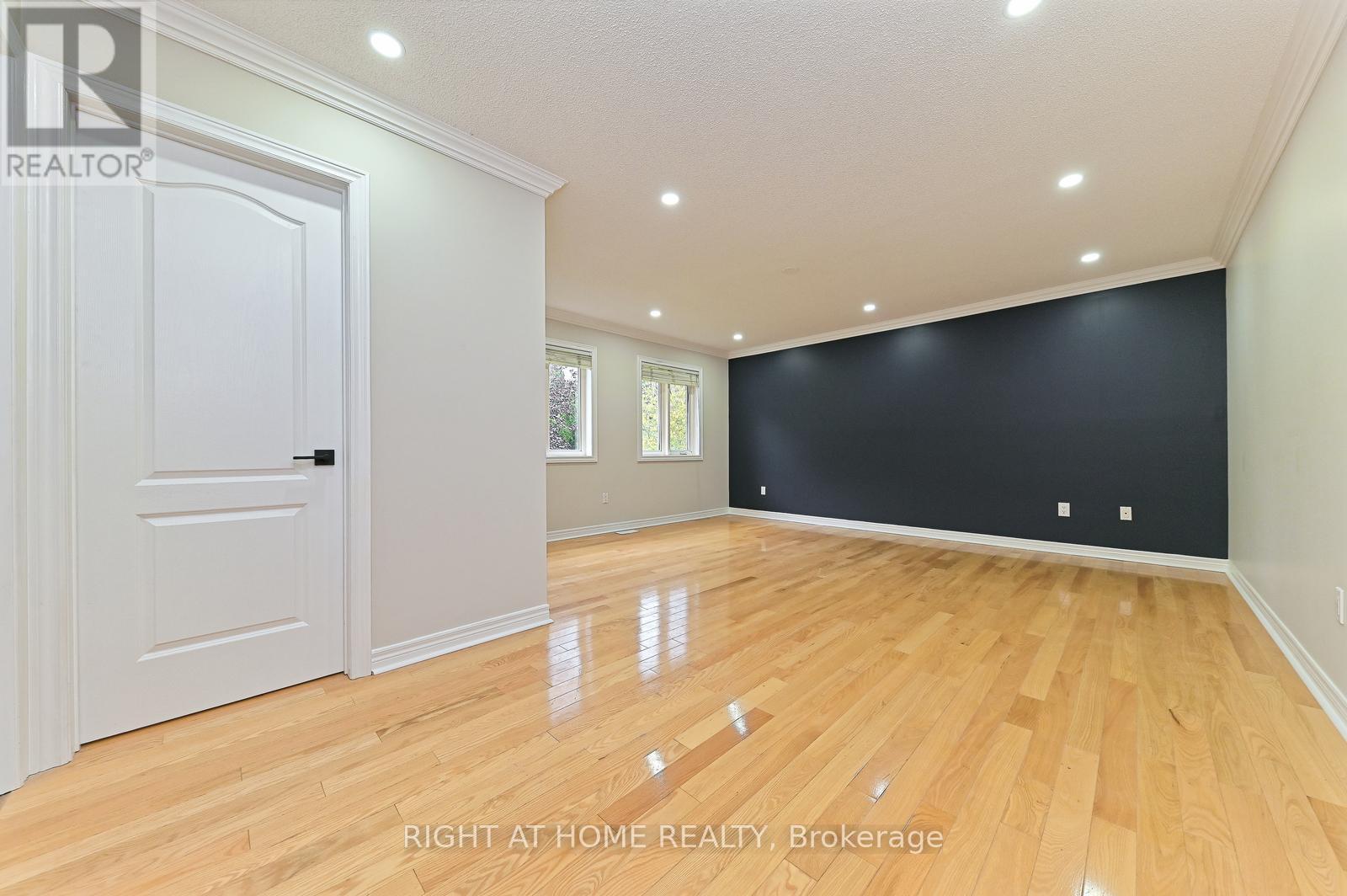 6843 Campbell Settler Court E, Mississauga, Ontario  L5W 1B3 - Photo 34 - W12459080