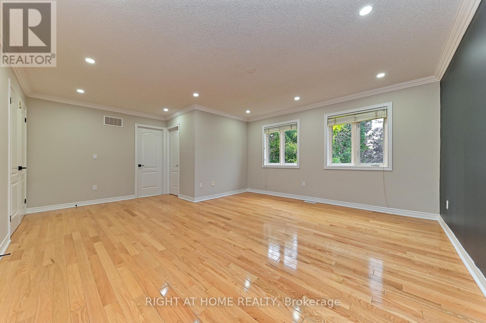 6843 Campbell Settler Court E, Mississauga, Ontario  L5W 1B3 - Photo 35 - W12459080