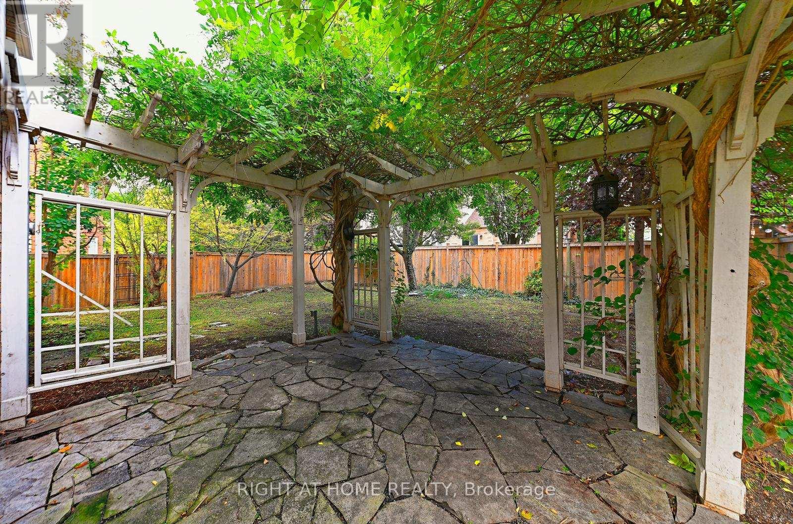 6843 Campbell Settler Court E, Mississauga, Ontario  L5W 1B3 - Photo 48 - W12459080