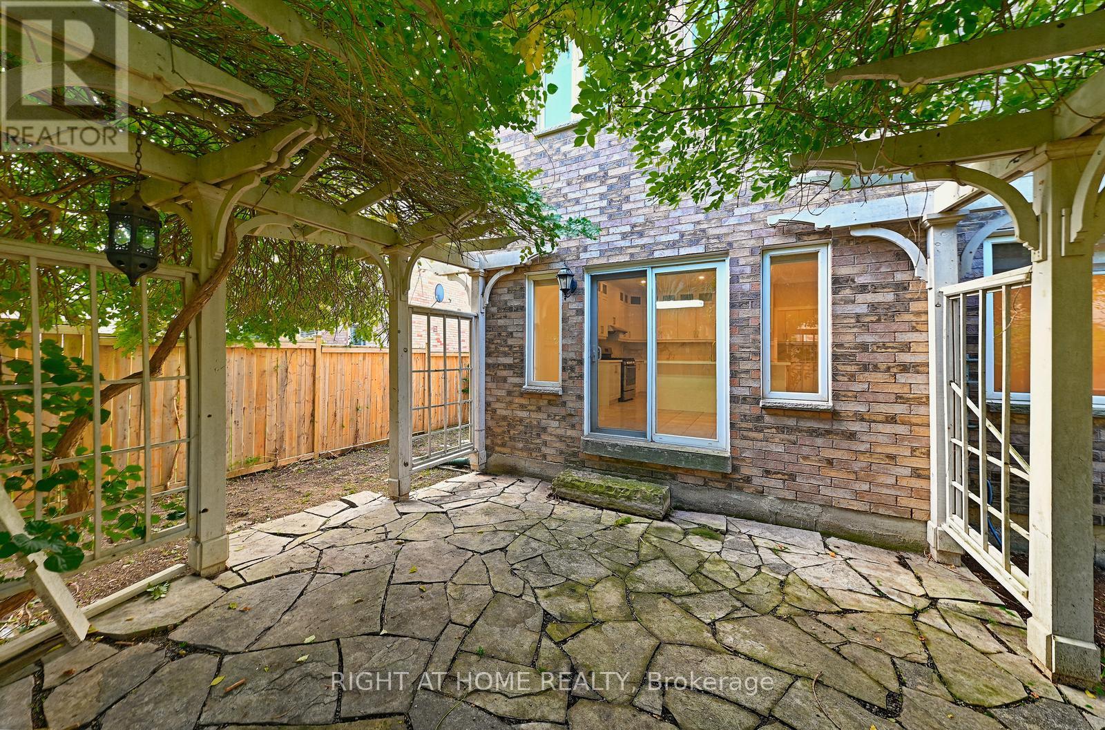 6843 Campbell Settler Court E, Mississauga, Ontario  L5W 1B3 - Photo 49 - W12459080