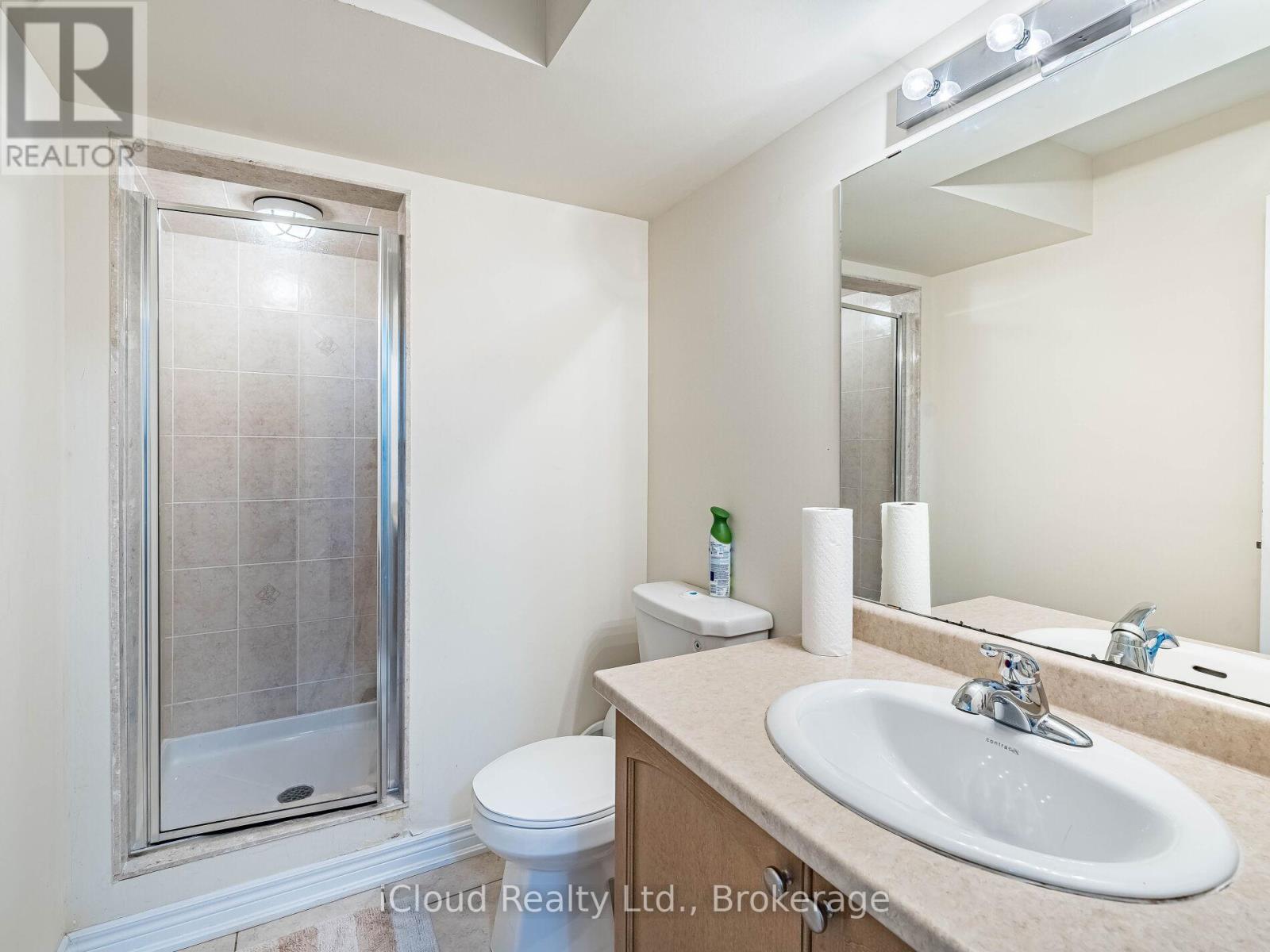 135 Windrow Street, Richmond Hill, Ontario  L4E 4Y4 - Photo 35 - N12455620