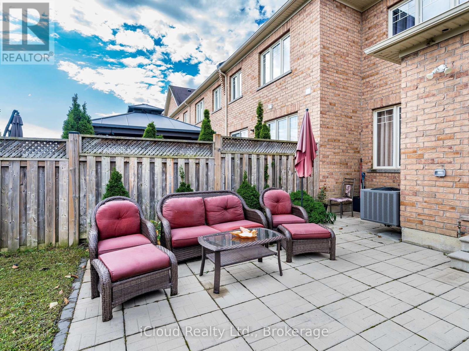 135 Windrow Street, Richmond Hill, Ontario  L4E 4Y4 - Photo 42 - N12455620
