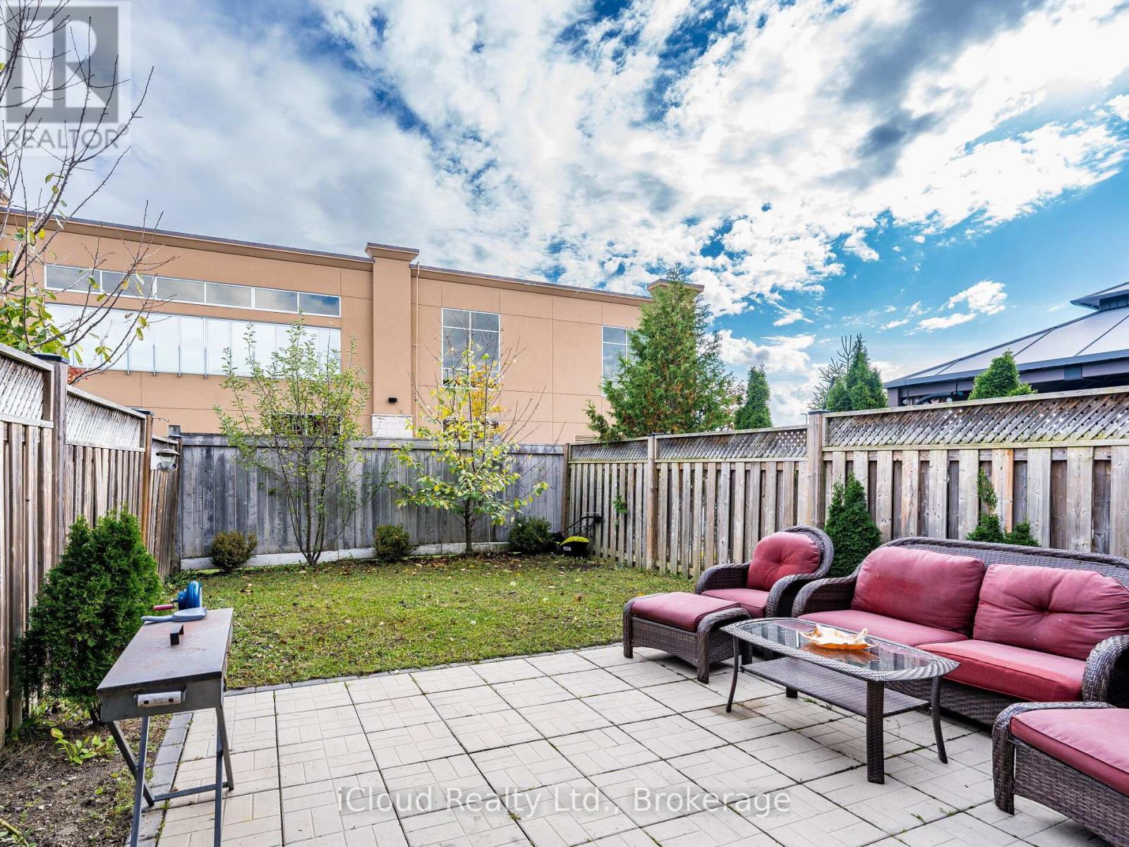 135 Windrow Street, Richmond Hill, Ontario  L4E 4Y4 - Photo 40 - N12455620