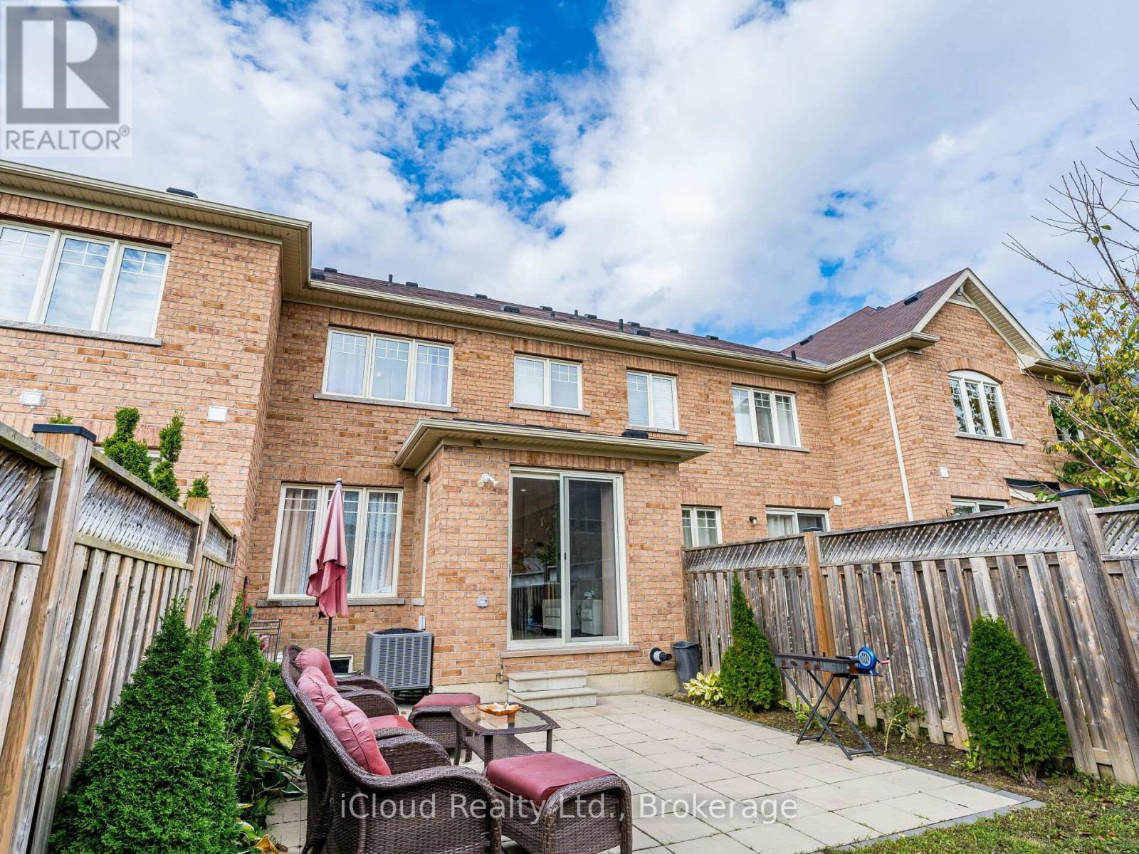 135 Windrow Street, Richmond Hill, Ontario  L4E 4Y4 - Photo 43 - N12455620