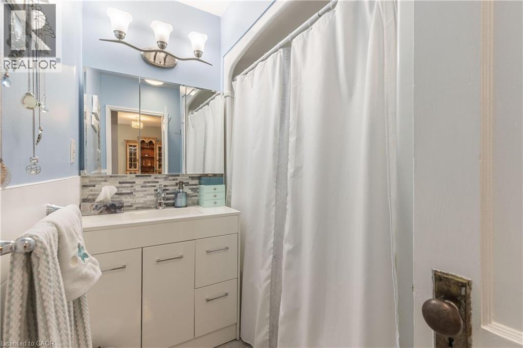 3956 St James Avenue, Niagara Falls, Ontario  L2J 2R3 - Photo 14 - 40765984