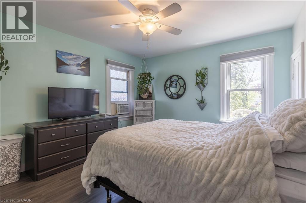 3956 St James Avenue, Niagara Falls, Ontario  L2J 2R3 - Photo 15 - 40765984