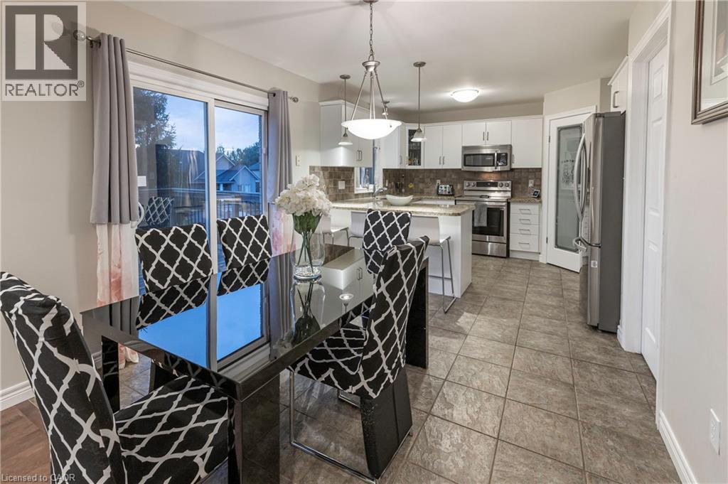 374 Fairway Road, Woodstock, Ontario  N4T 0E1 - Photo 12 - 40769659