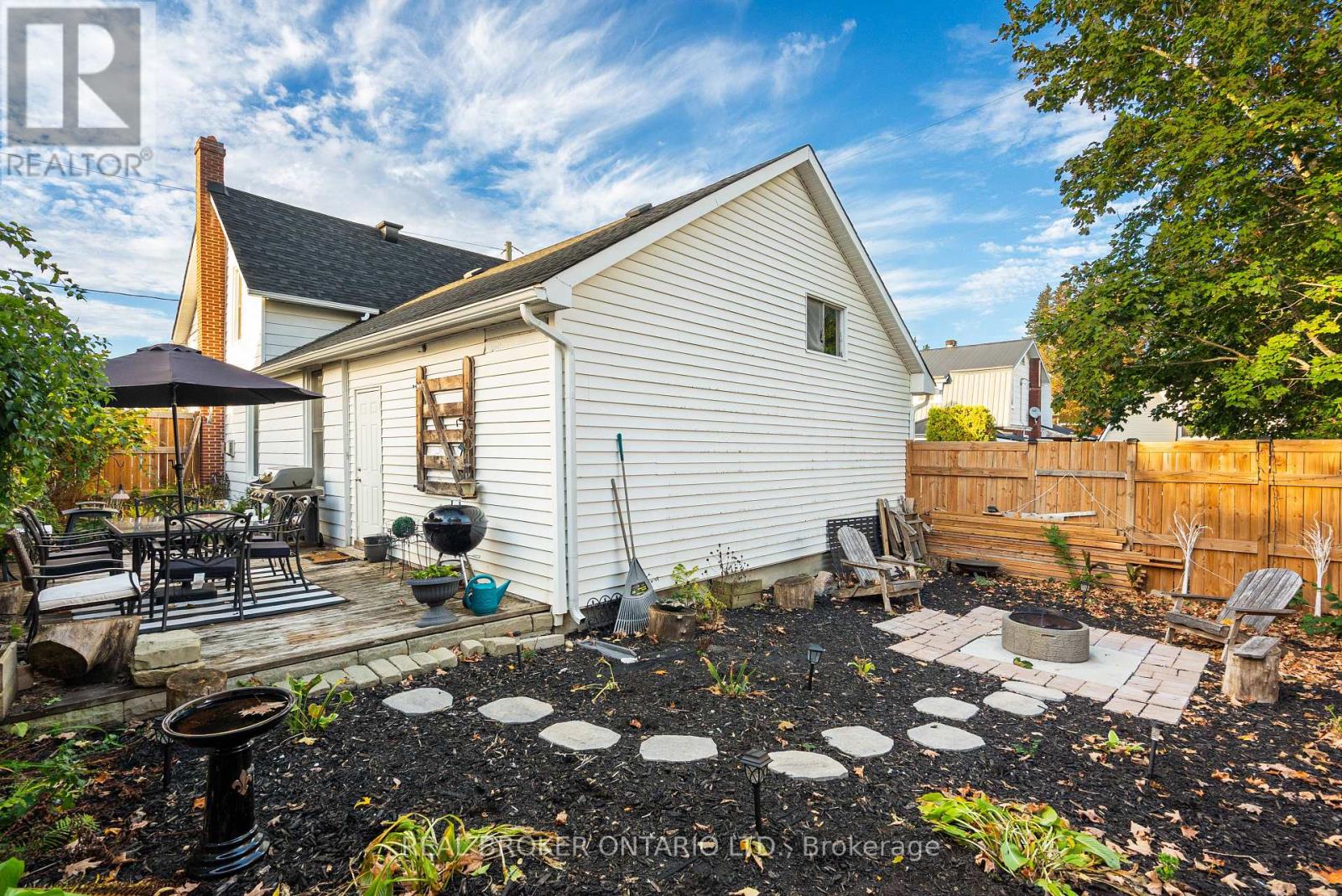 90 Emily Street, Carleton Place, Ontario  K7C 1S9 - Photo 41 - X12459090