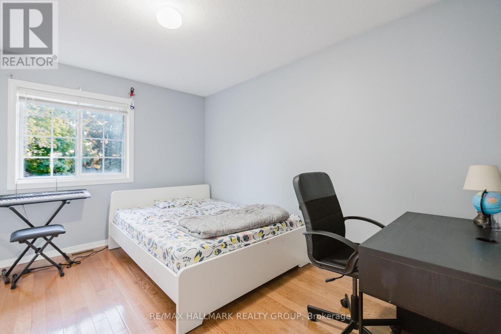 584 Wild Shore Crescent, Ottawa, Ontario  K1V 1T4 - Photo 16 - X12459091
