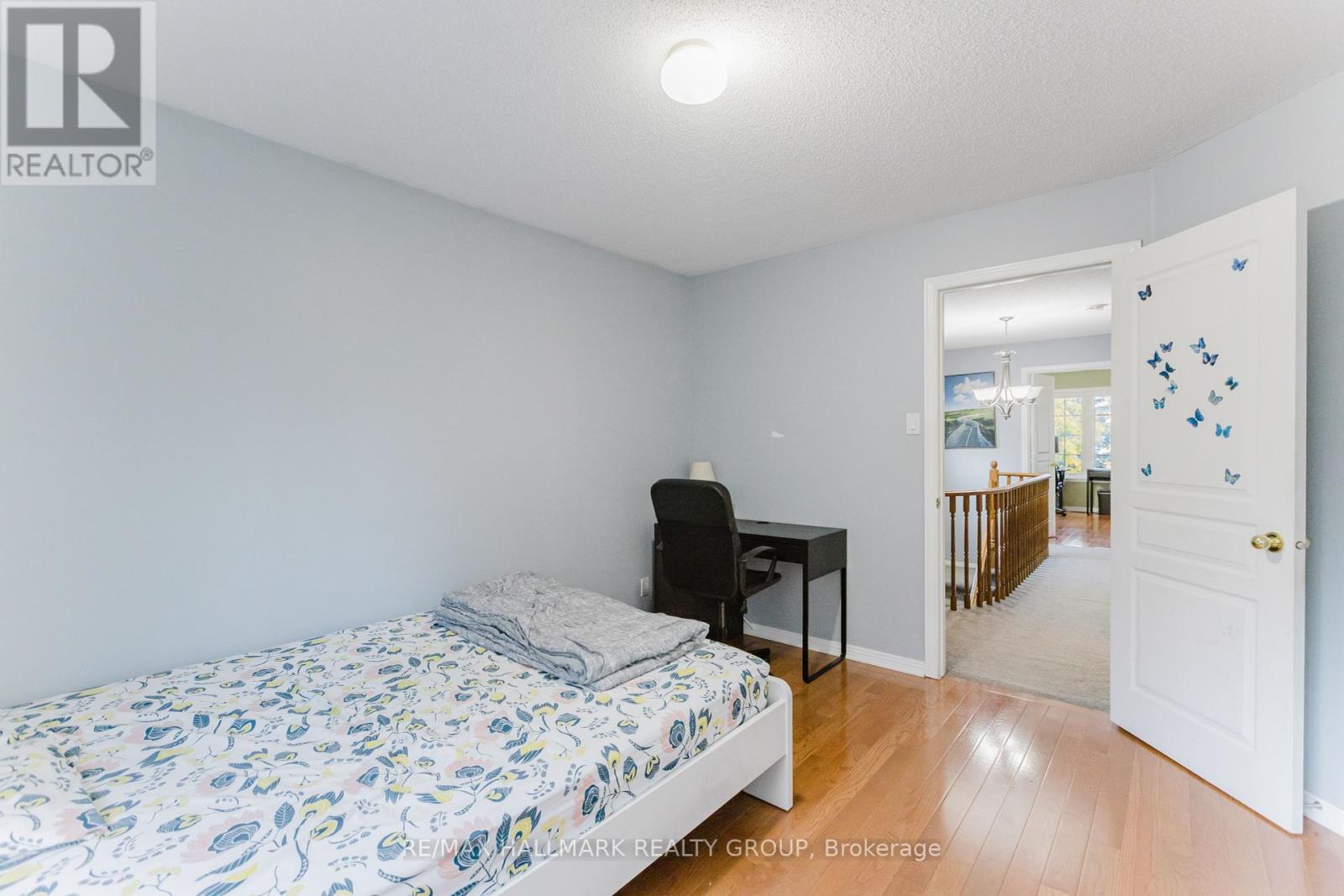 584 Wild Shore Crescent, Ottawa, Ontario  K1V 1T4 - Photo 17 - X12459091