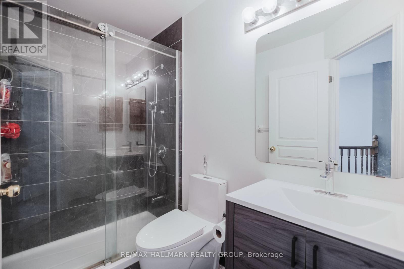 584 Wild Shore Crescent, Ottawa, Ontario  K1V 1T4 - Photo 18 - X12459091