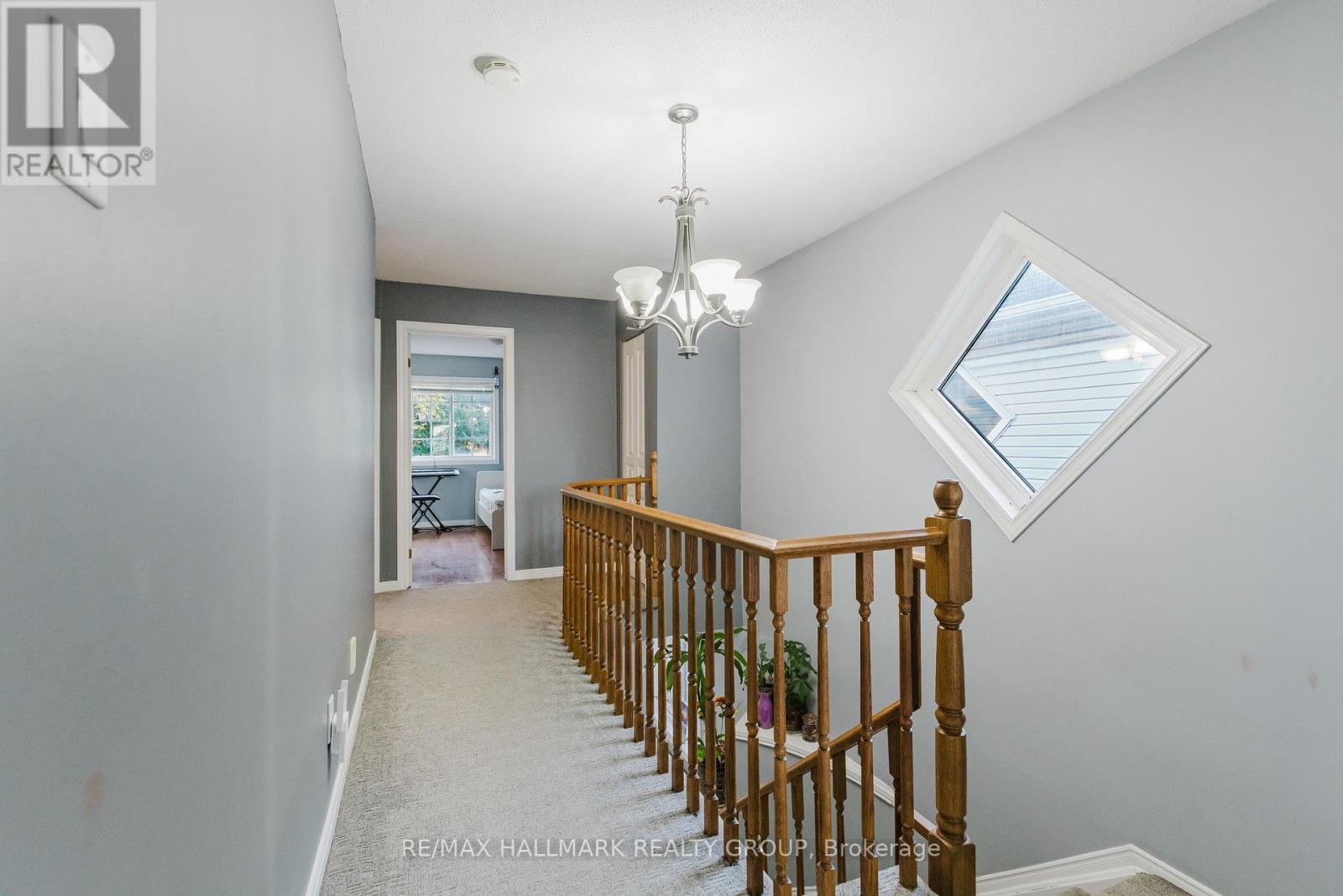 584 Wild Shore Crescent, Ottawa, Ontario  K1V 1T4 - Photo 19 - X12459091