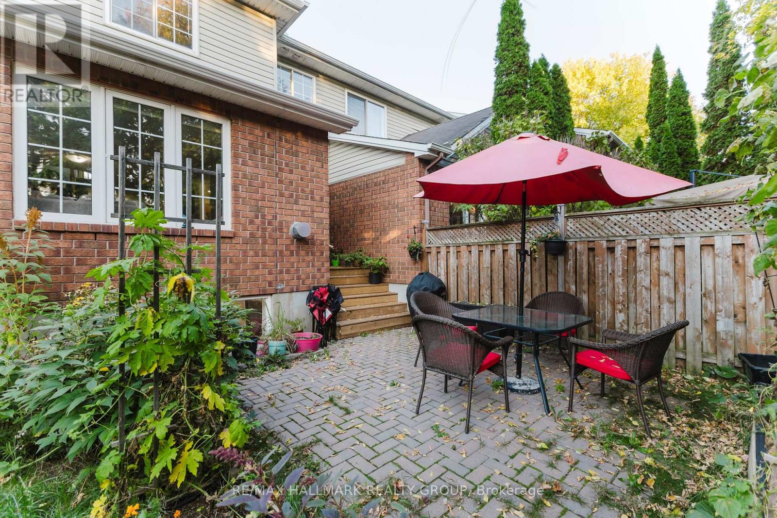 584 Wild Shore Crescent, Ottawa, Ontario  K1V 1T4 - Photo 23 - X12459091
