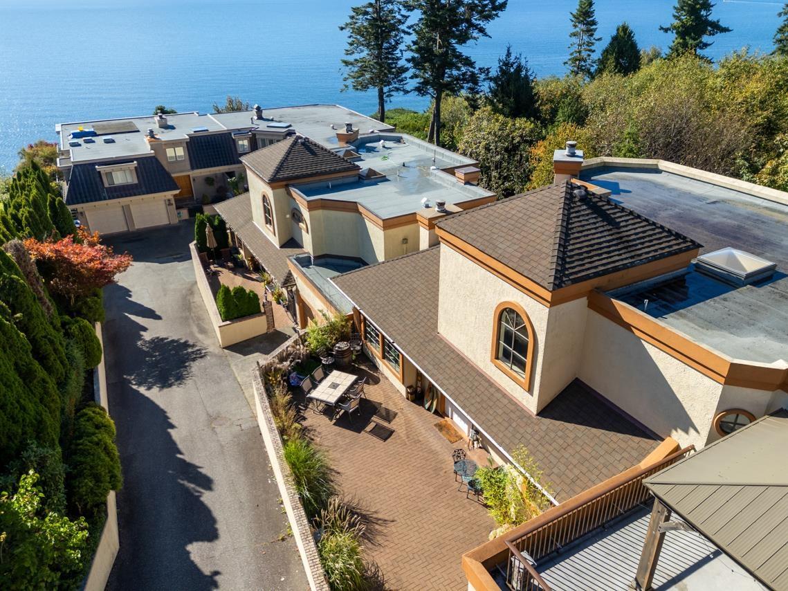 1311 133a Street, Surrey, British Columbia V4A 4C4 - Photo 2 - R3057020