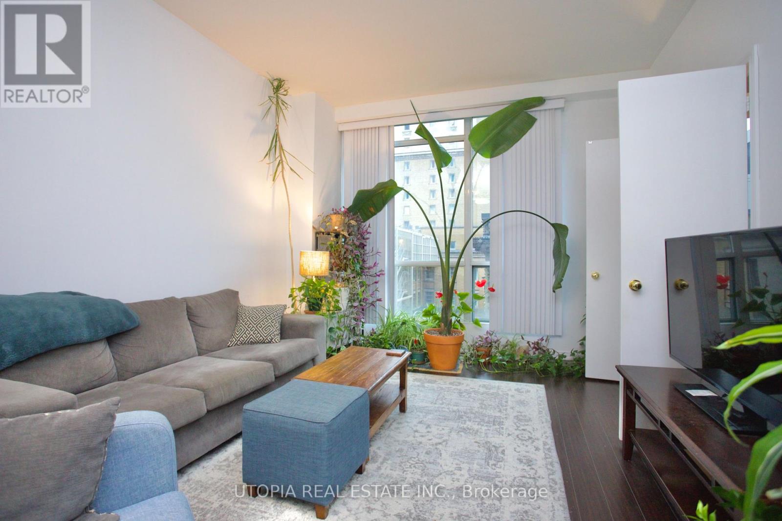 1017 - 7 King Street E, Toronto, Ontario  M5C 1B2 - Photo 8 - C12459089