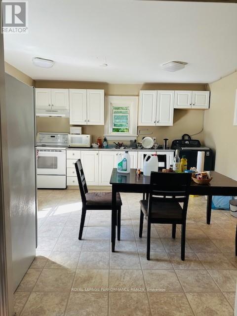 31-35 Fourth Street E, Cornwall, Ontario  K6H 2H7 - Photo 17 - X12459092