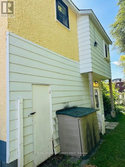 31-35 Fourth Street E, Cornwall, Ontario  K6H 2H7 - Photo 2 - X12459092