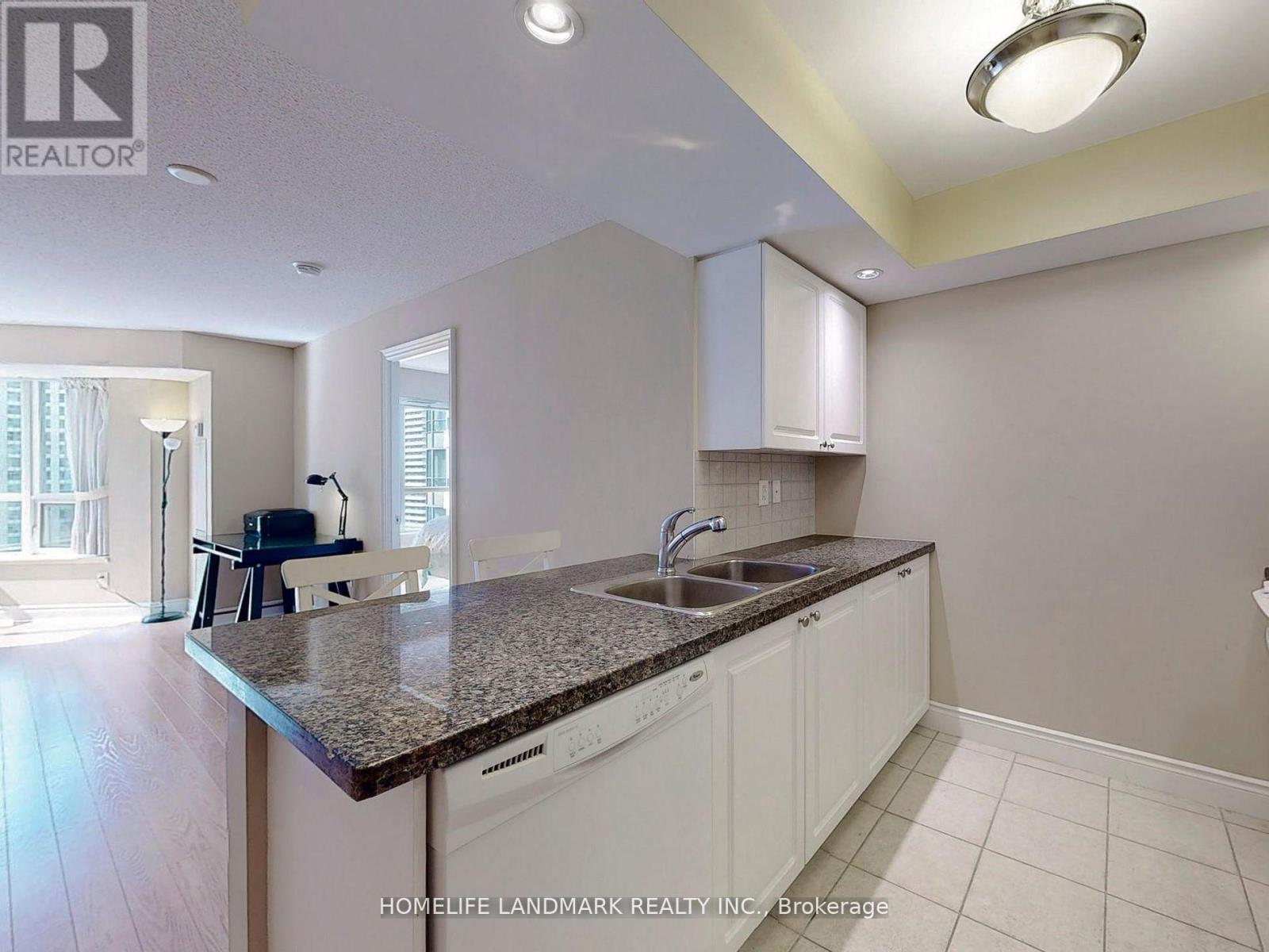 1323 - 500 Doris Avenue, Toronto, Ontario  M2N 0C1 - Photo 9 - C12459094