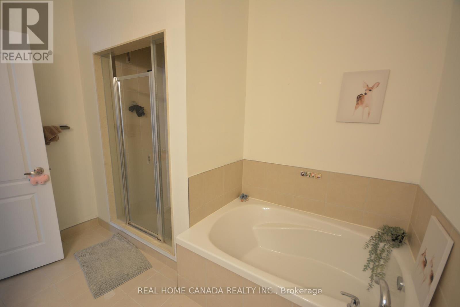 Th 14 - 25 Coneflower Crescent, Toronto, Ontario  M2R 0A5 - Photo 21 - C12459097