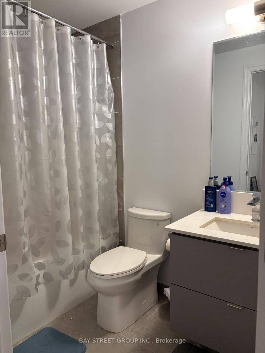 2910 - 36 Elm Drive W, Mississauga, Ontario  L5B 0N3 - Photo 13 - W12459093