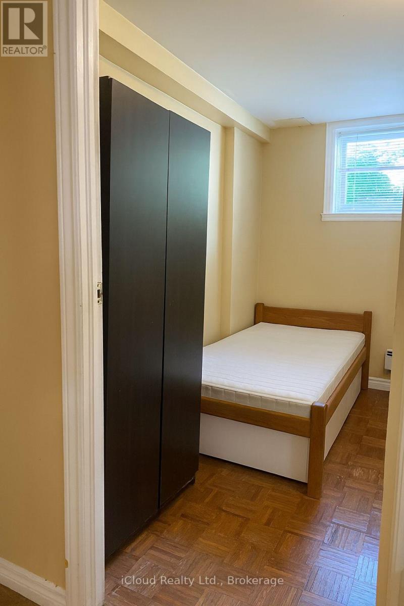 63 Evans Avenue, Toronto, Ontario  M8Z 1H4 - Photo 4 - W12424865