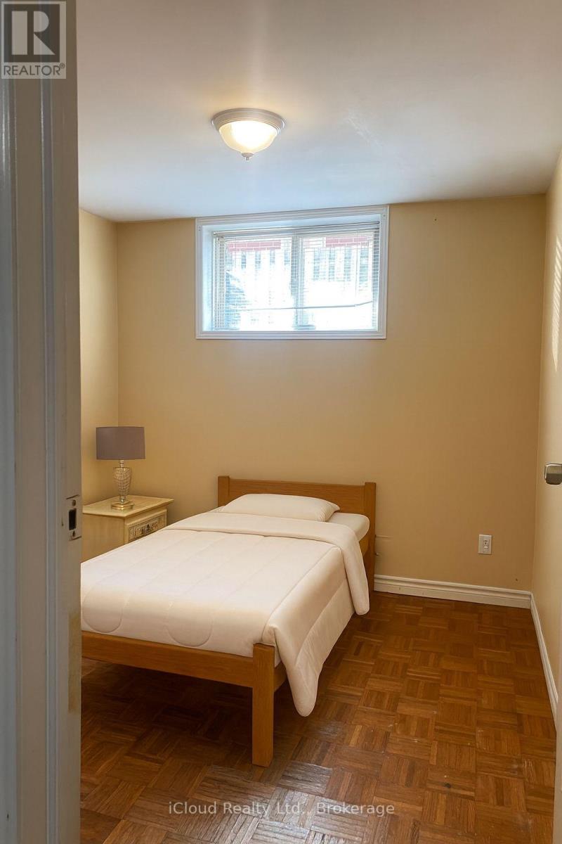 63 Evans Avenue, Toronto, Ontario  M8Z 1H4 - Photo 6 - W12424865