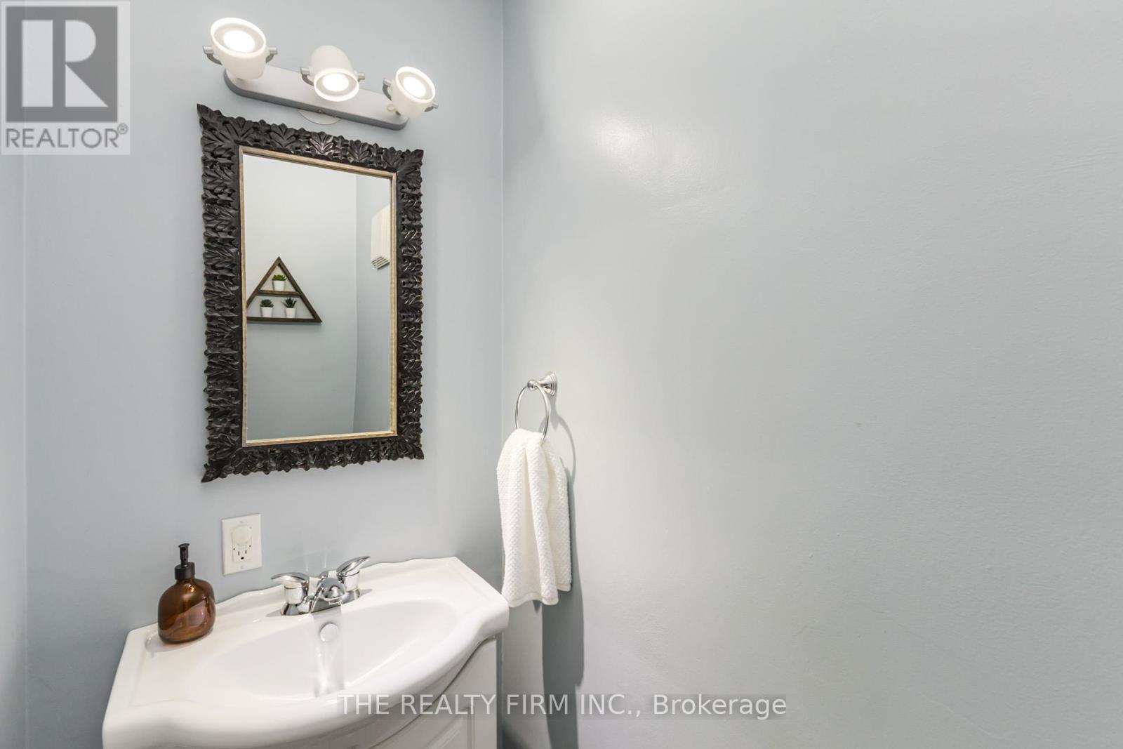 5 - 71 Parkside Drive, St. Thomas, Ontario  N5R 3V1 - Photo 24 - X12459104