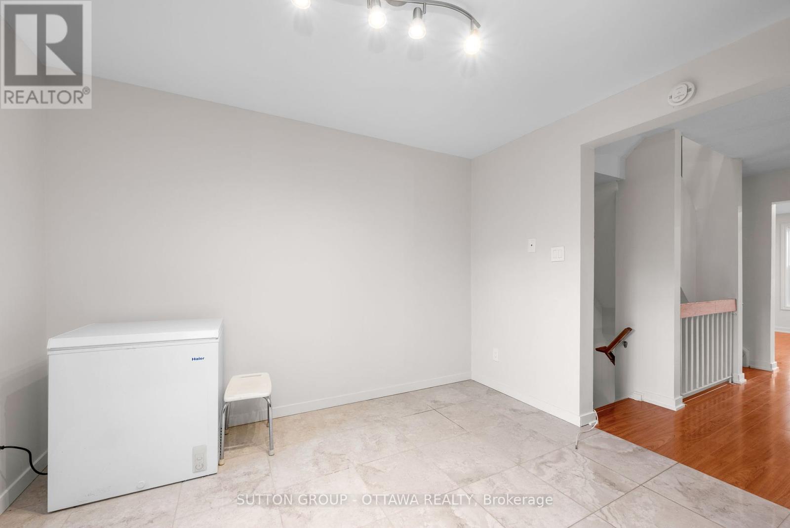 1 Marielle Court, Ottawa, Ontario  K2B 8P3 - Photo 11 - X12459098