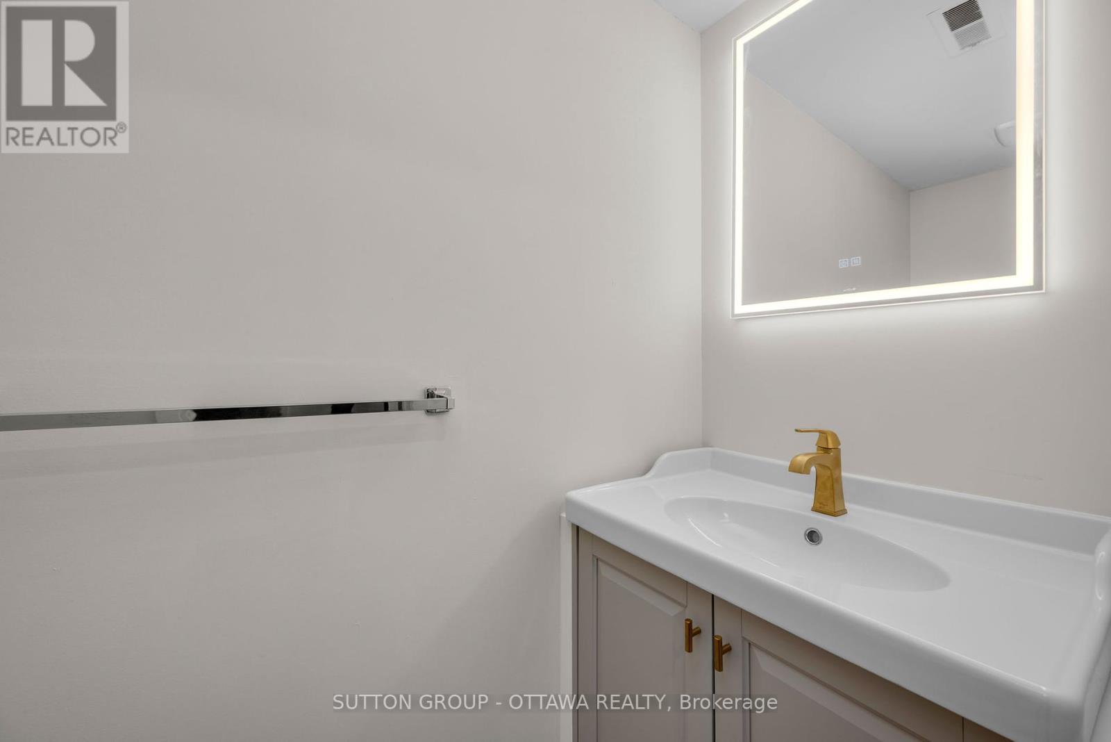 1 Marielle Court, Ottawa, Ontario  K2B 8P3 - Photo 14 - X12459098