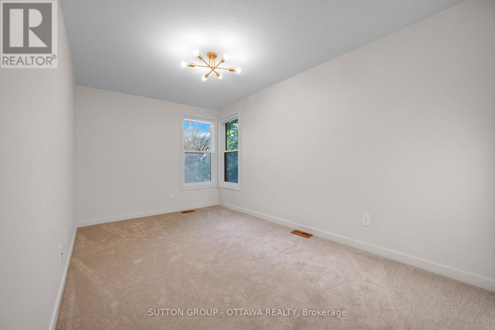 1 Marielle Court, Ottawa, Ontario  K2B 8P3 - Photo 17 - X12459098