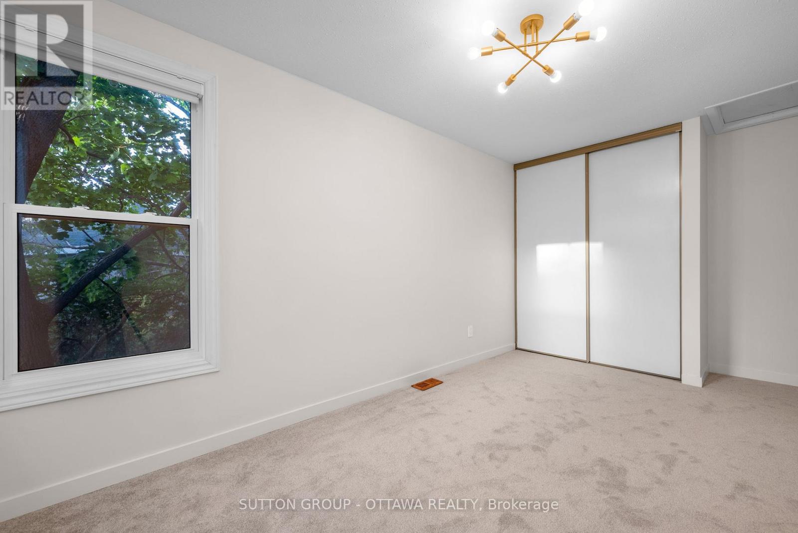 1 Marielle Court, Ottawa, Ontario  K2B 8P3 - Photo 18 - X12459098