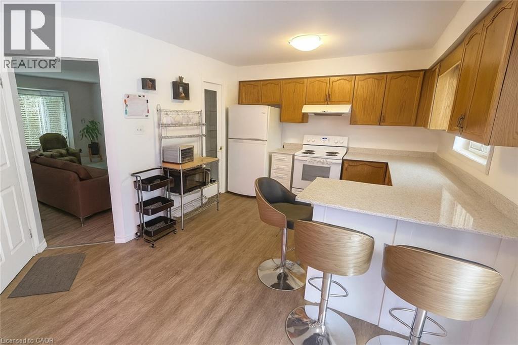 988 Prosperity Court, London, Ontario  N5V 5C7 - Photo 3 - 40778560