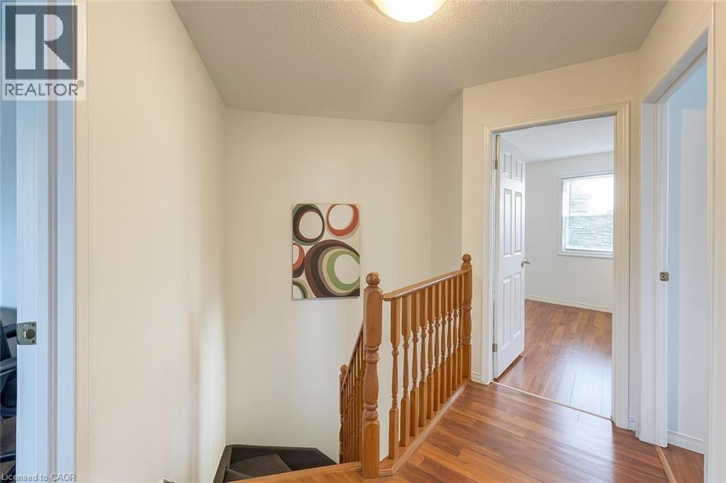 988 Prosperity Court, London, Ontario  N5V 5C7 - Photo 9 - 40778560