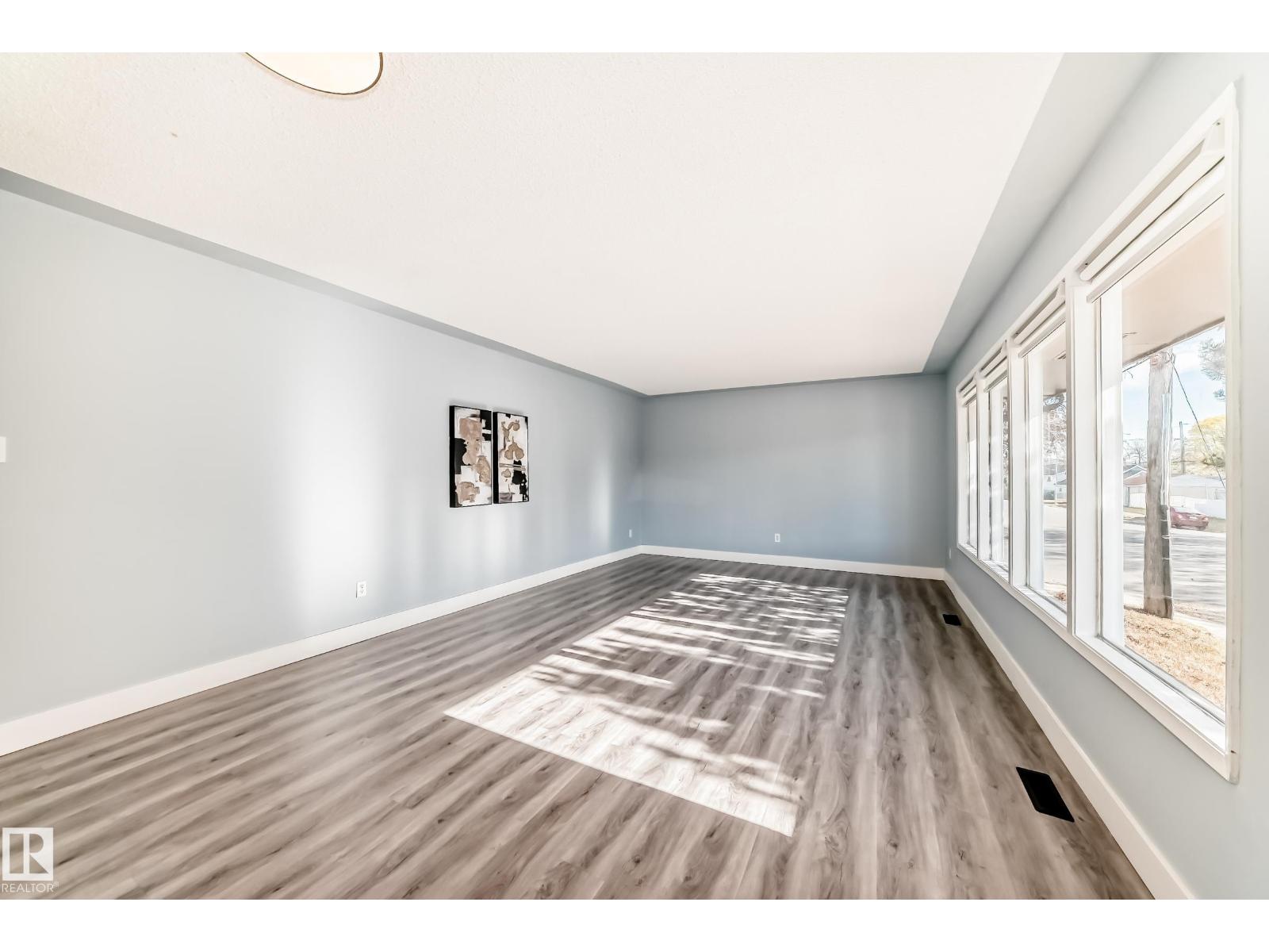 7104 129 Av Nw, Edmonton, Alberta  T5C 1W1 - Photo 10 - E4461905