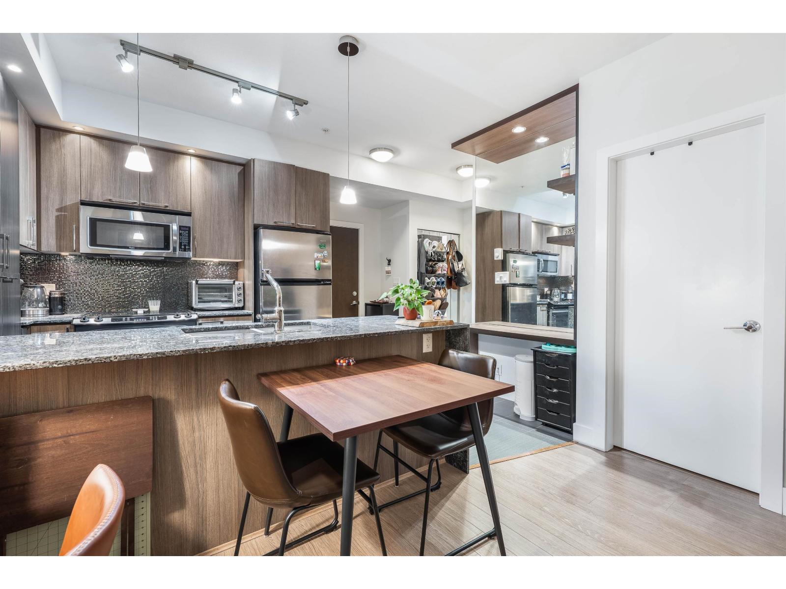 A318 20211 66 Avenue, Langley, British Columbia  V2Y 0L4 - Photo 6 - R3057602