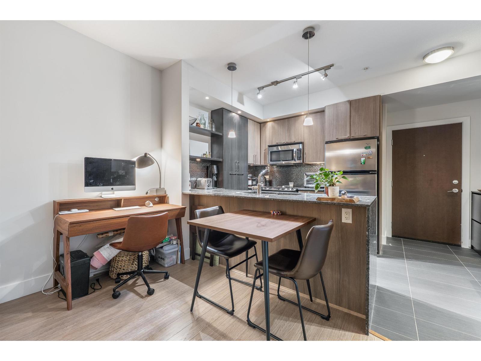 A318 20211 66 Avenue, Langley, British Columbia  V2Y 0L4 - Photo 5 - R3057602