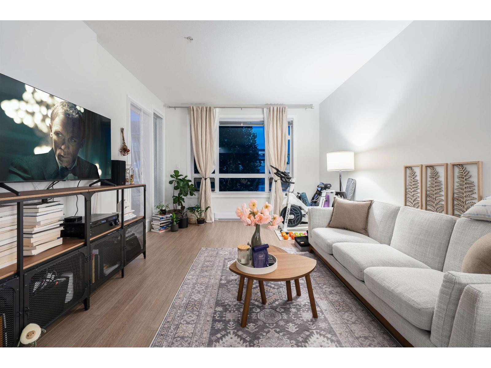 A318 20211 66 AVENUE, Langley, British Columbia