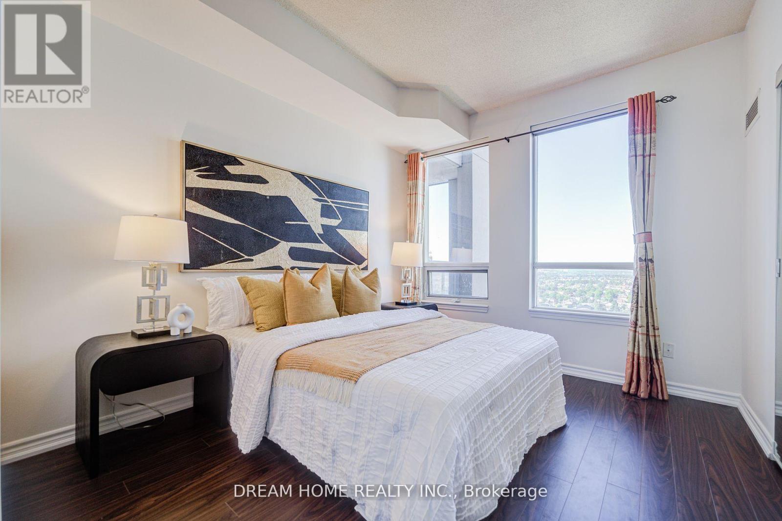 2004 - 388 Prince Of Wales Drive, Mississauga, Ontario  L5B 0A1 - Photo 26 - W12459099