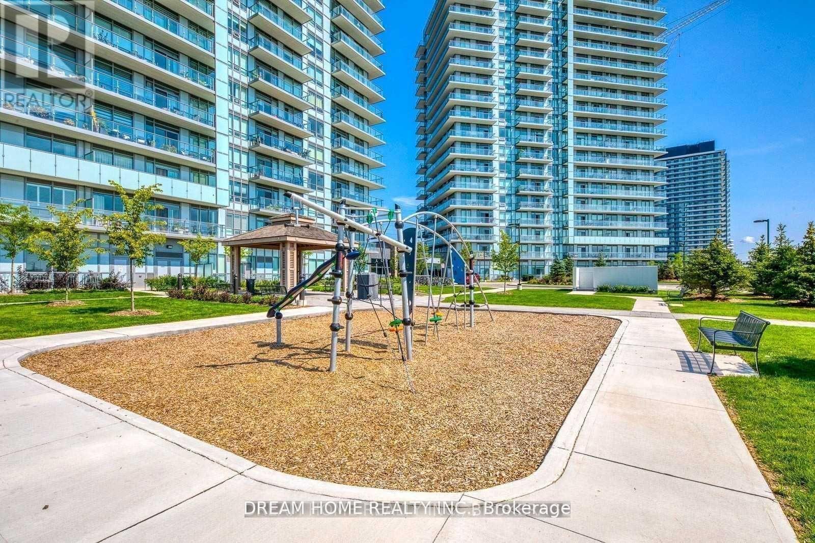 1506 - 4699 Glen Erin Drive S, Mississauga, Ontario  L3M 2E5 - Photo 3 - W12459100