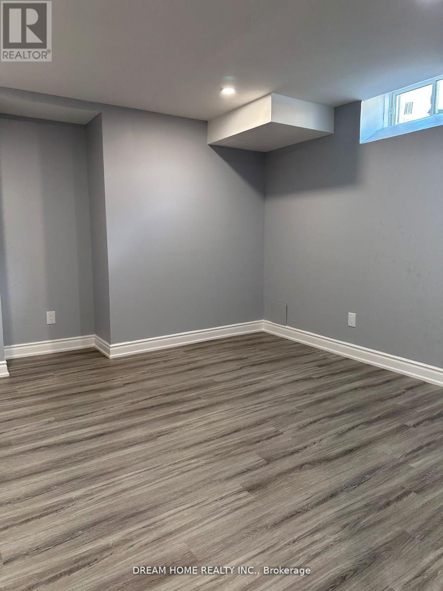 11 Argelia Crescent E, Brampton, Ontario  L6X 0E7 - Photo 12 - W12459101