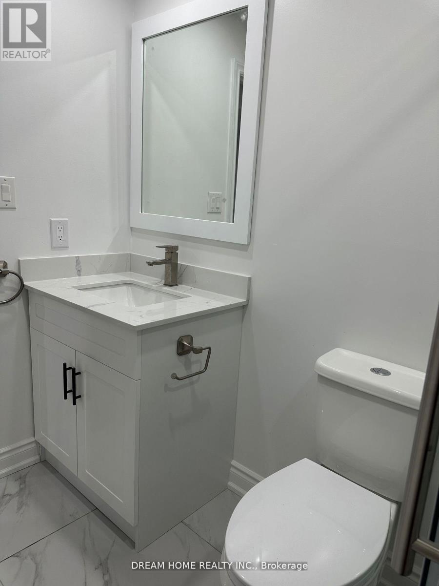 11 Argelia Crescent E, Brampton, Ontario  L6X 0E7 - Photo 16 - W12459101