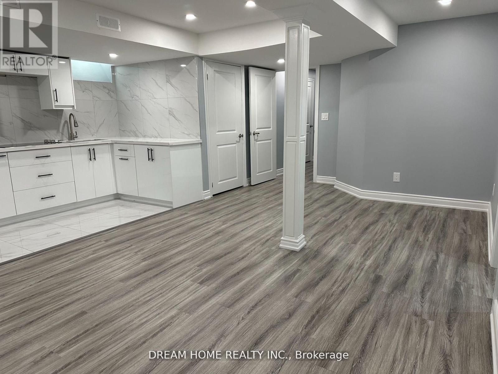 11 Argelia Crescent E, Brampton, Ontario  L6X 0E7 - Photo 6 - W12459101