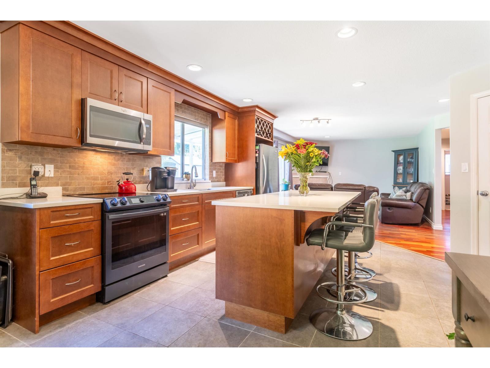 8282 153b Street, Surrey, British Columbia  V3S 8K6 - Photo 13 - R3057035
