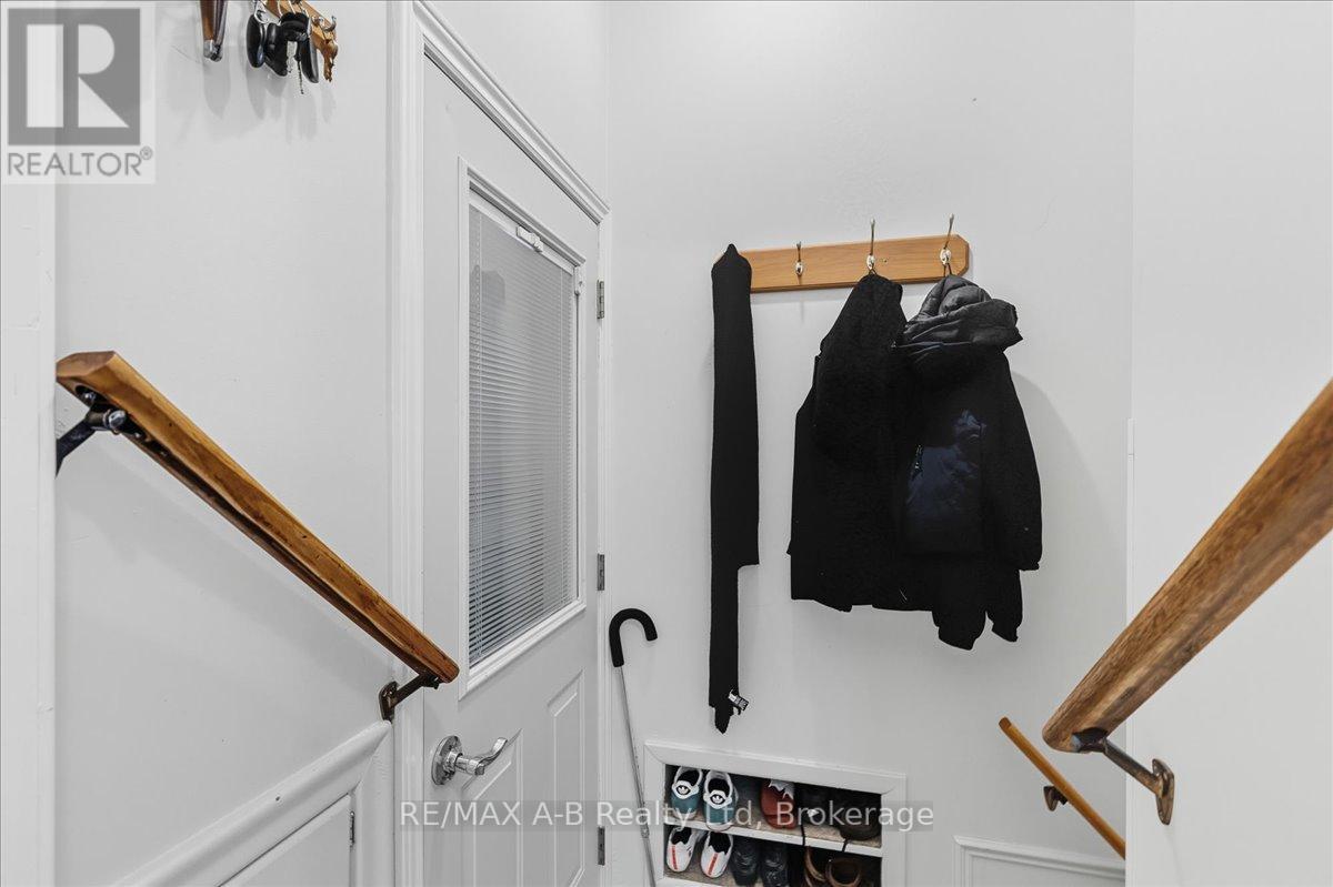 5 Mcdonald Street, Stratford, Ontario  N5A 4W4 - Photo 22 - X12451511