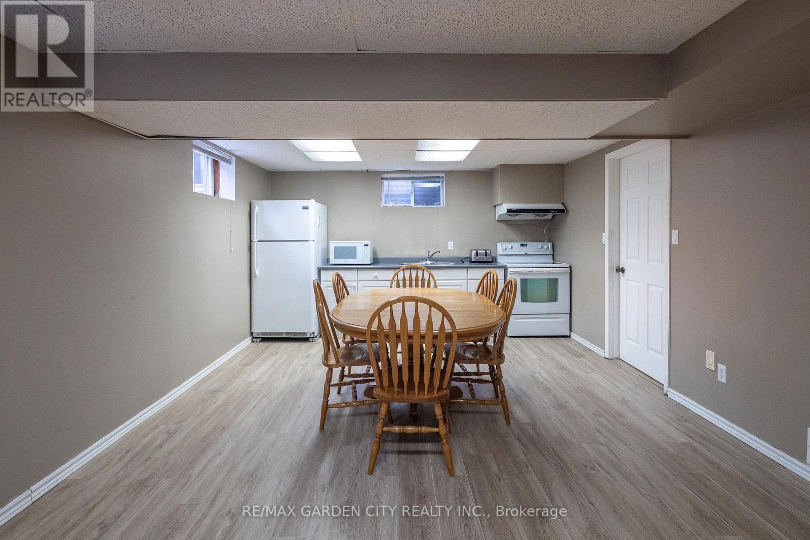14 Tupper Drive, Thorold, Ontario  L2V 4C7 - Photo 28 - X12459117